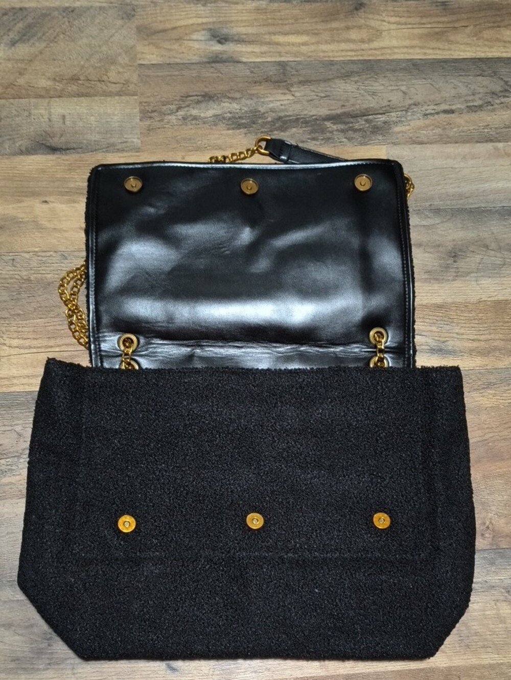 Black Chain-Shoulder Women's Bag with Gold Hardware - Picture 3 of 7